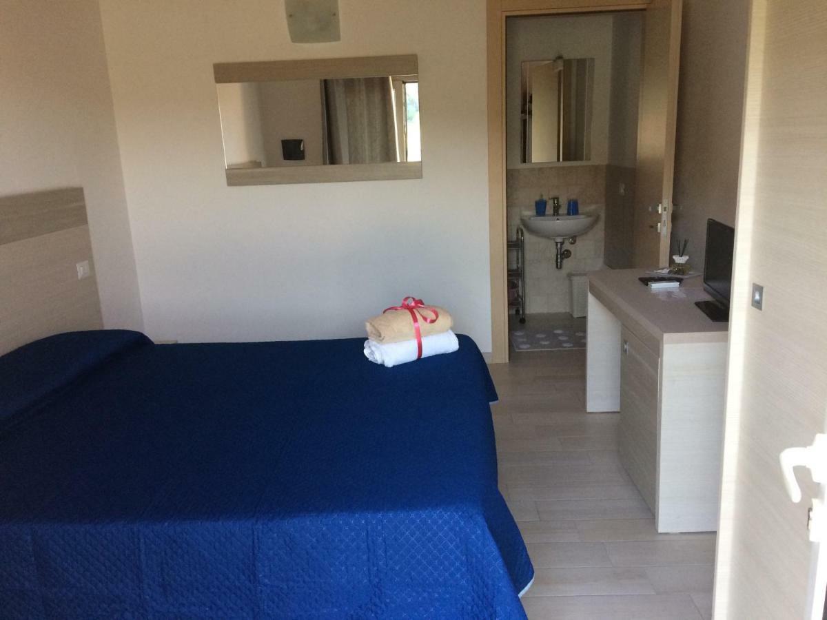 Sole&Sale Bed & Breakfast ซาน เตโอโดโร ภายนอก รูปภาพ